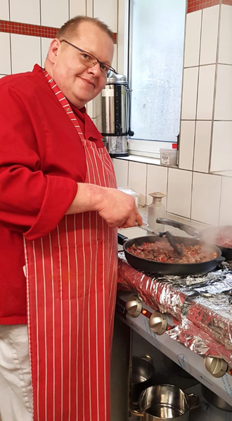 Andreas Bley beim Kochen